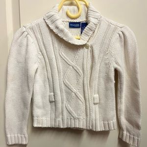 Kids white knitted sweater! Trendy